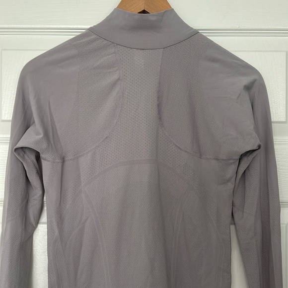 Athleta Momentum Seamless Half-Zip XS - Picture 9 of 14